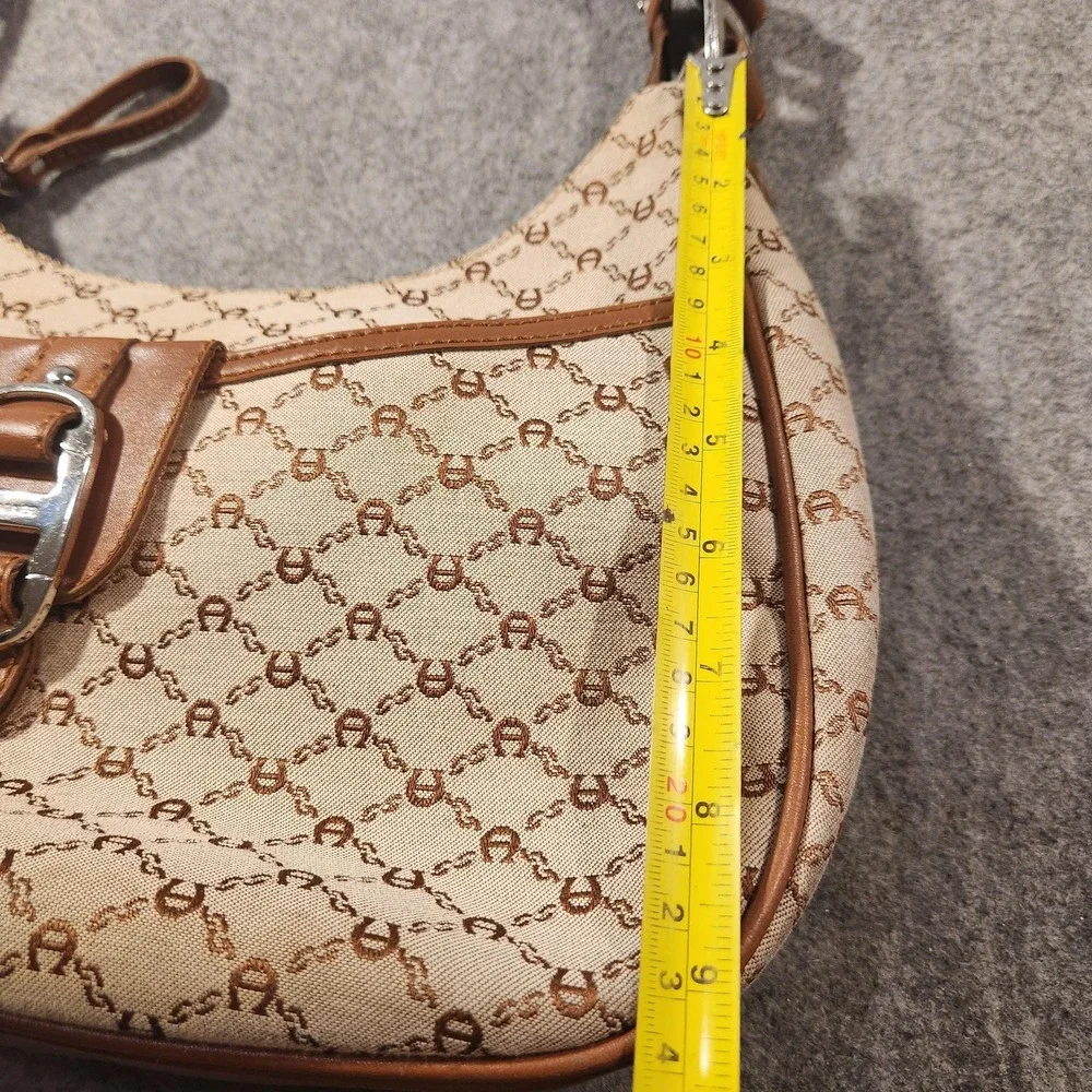 Vintage Etienne Aigner Shoulder‎ Bag Womens Tan Logo Monogram Hobo Purse